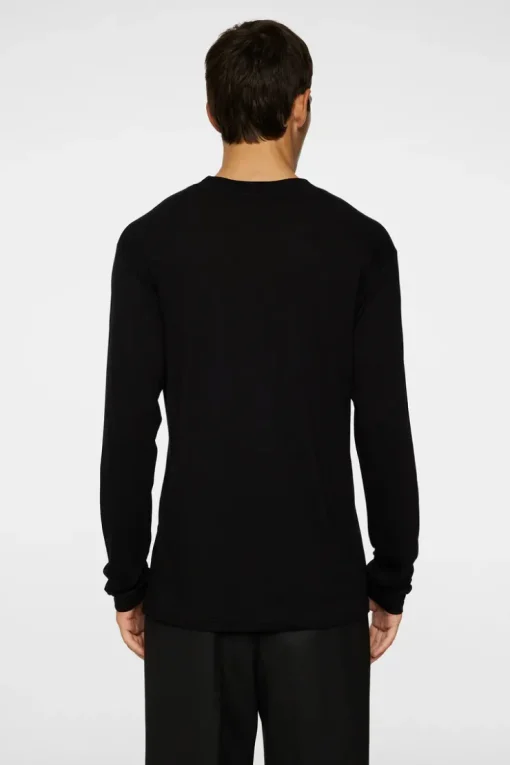 T-shirts|Tops<J.Lindeberg Arnie mock neck LS t-shirt Black