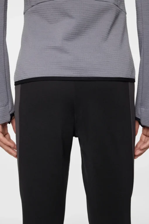 Ski|Bottoms<J.Lindeberg Elevation Mid Pant Black