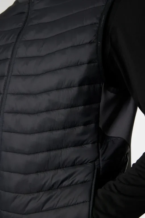 Golf|Ski<J.Lindeberg Holden Quilt Hybrid Vest Asphalt