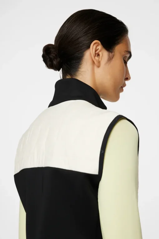 Golf|Ski<J.Lindeberg Holma Quilt Hybrid Vest WhisperWhite