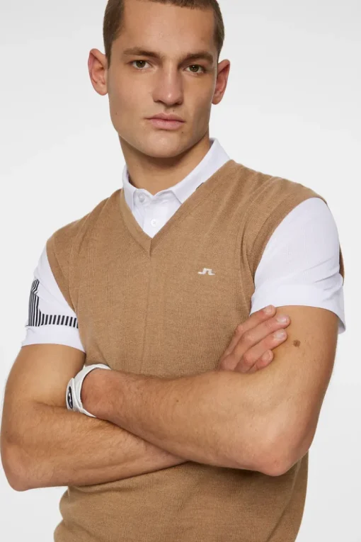 Golf|Knitwear<J.Lindeberg Liam Knitted Vest TigersEye