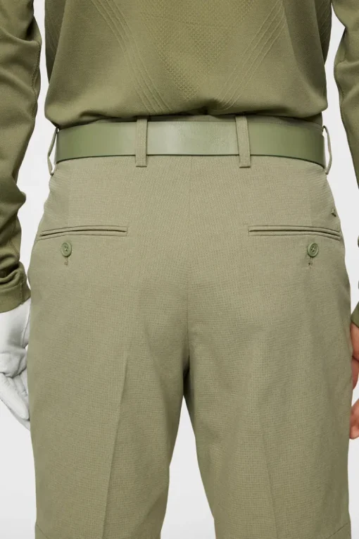 Golf|Shorts<J.Lindeberg Vent Shorts OilGreen