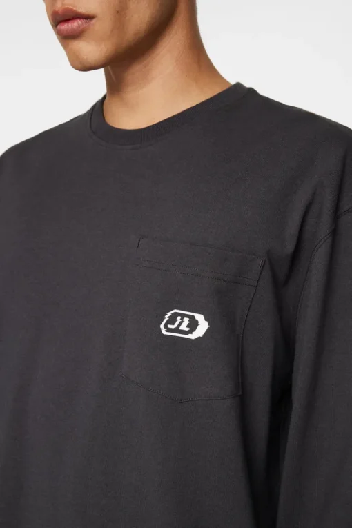 T-shirts<J.Lindeberg Walsh LS Pocket Tee WashedBlack